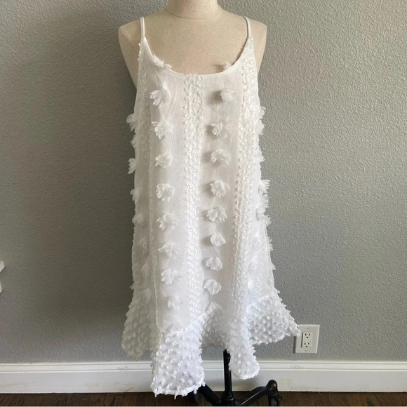 Boutique Boho White Jacquard Ruffle Mini Dress Size Small - Picture 3 of 6